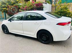 تۆیۆتا کۆرۆلا